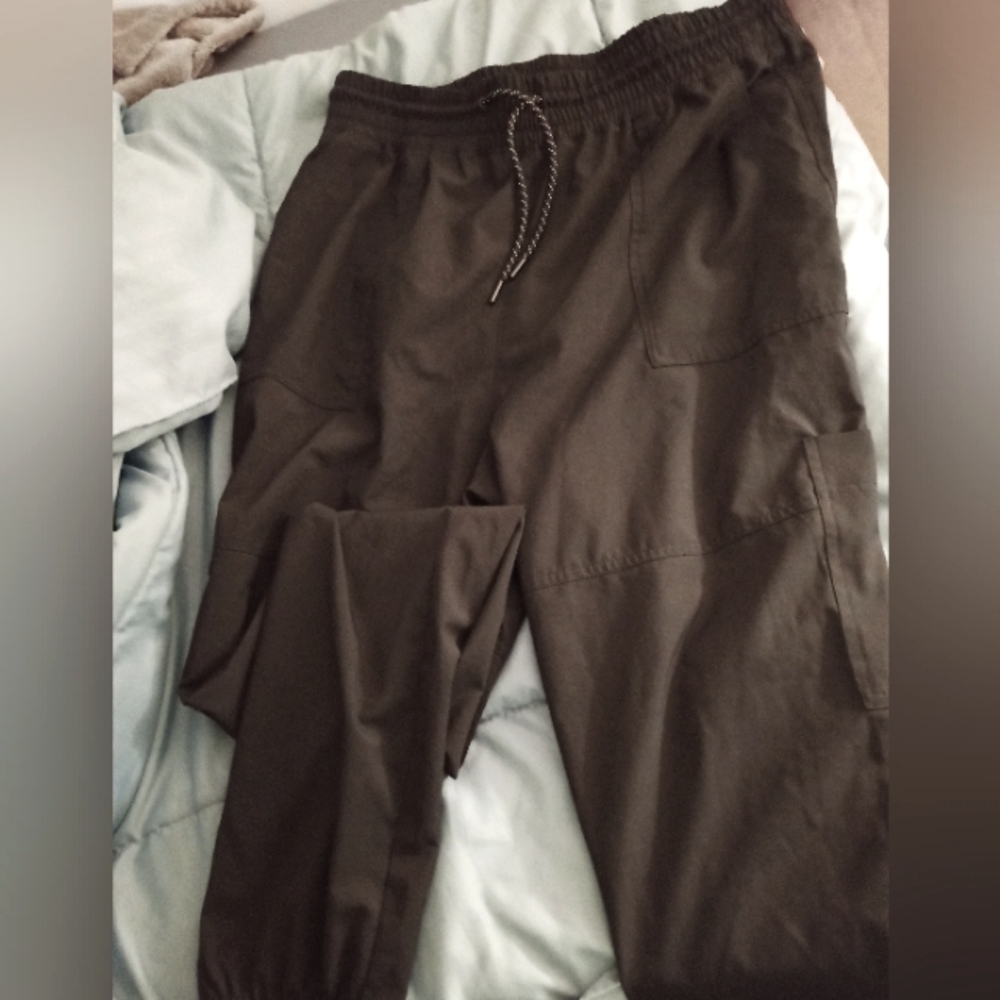 Brand new Never Not Hustling Men's joggers
